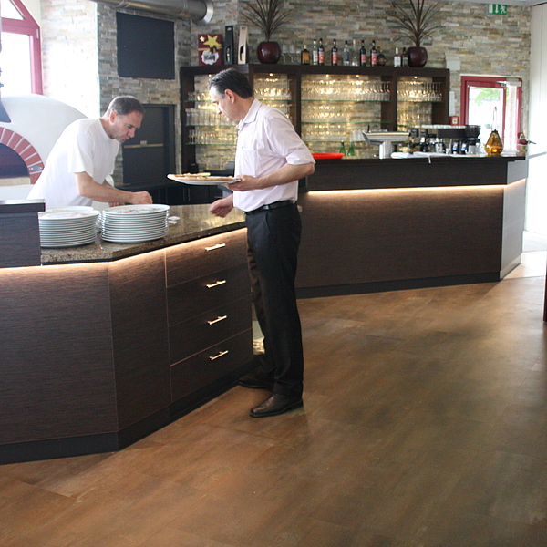 Gastronomie Theke, Gastronomietheken, Gastro Theke Holz, Gastro Theke mit LED