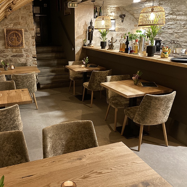 Stuhl fuer Bar, Cafe, Weingut, Baeckerei, Restaurant, Bistro, Wirtschaft, Gaststaette, Gasthof 