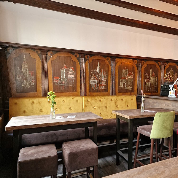 Gastronomieeinrichtung, Gastro Bank, Gastro Sitzbank, Polsterbank, Knopfheftung, Einrichtung Bar, Einrichtung Cafe