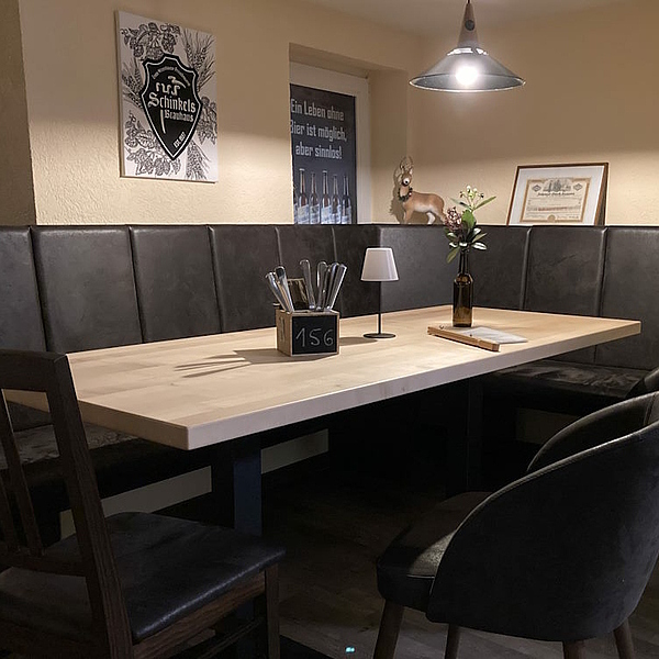 Gastronomieeinrichtung, Gastro Einrichtung Brauhaus, Gastro Stühle, Gastro Tische, Gastro Theke, Gastro Bänke, Gastro Regal nach Maß