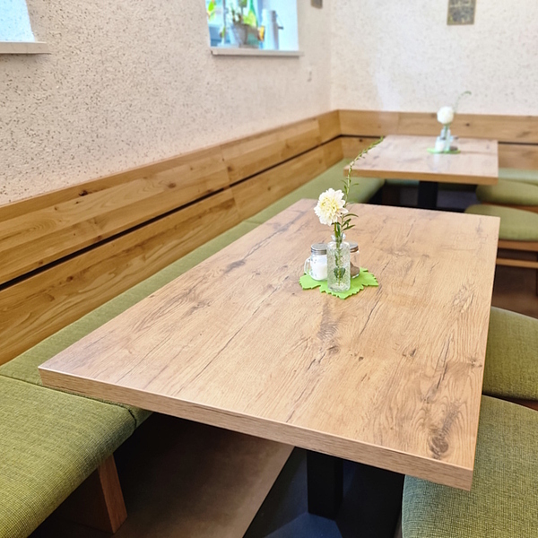 Gastro Sitzbank, Sitzbank Massivholz, Massivholzbank, Holzbank Spessart, Gastronomieeinrichtungen