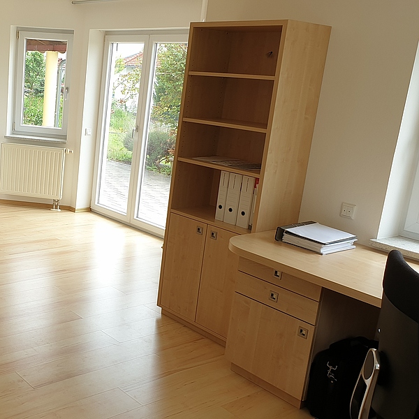 Home Office Möbel, Büro Möbel, Schreibtisch nach Maß, Schreibtisch Holz, Aktenordnerschrank Holz