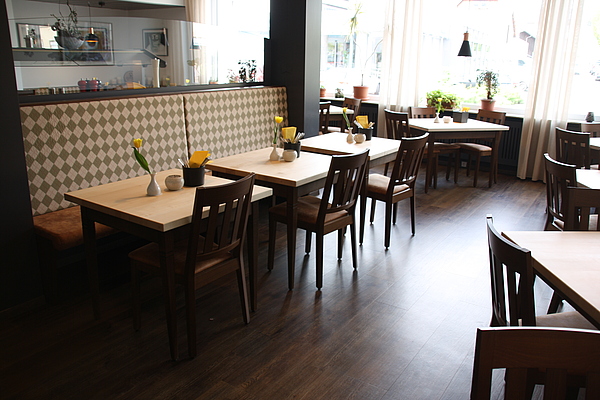 Wirtshauseinrichtung, Cafe, Bistro, Kaffeehauseinrichtung, Brauhauseinrichtung, Hotellobby von Hofmann aus Kreuzwertheim