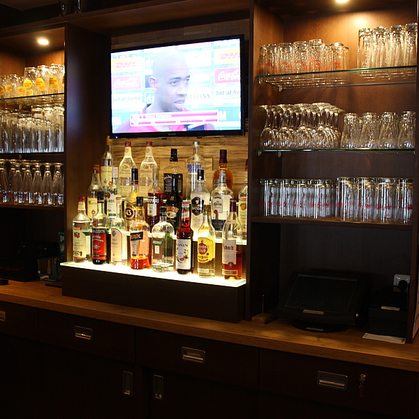 Gastro Thekenzubehör, Gastro Flaschentreppe, Bar Flaschentreppe, Flaschentreppe Theke
