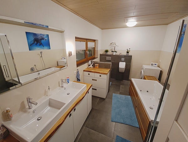 Badmöbel, Waschbeckenunterschrank, Waschtisch, Badschrank, Massivholzplatte, Badewanne