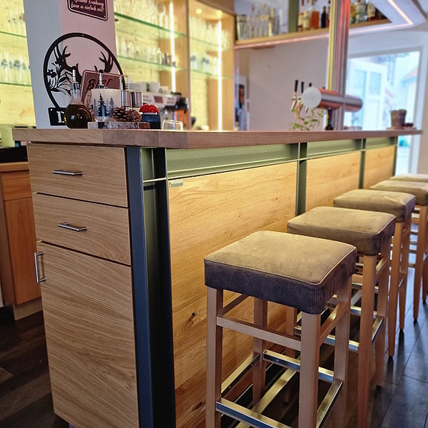 Gastro Theke, Thekenbau, Kundenwunsch, Möbel nach Maß