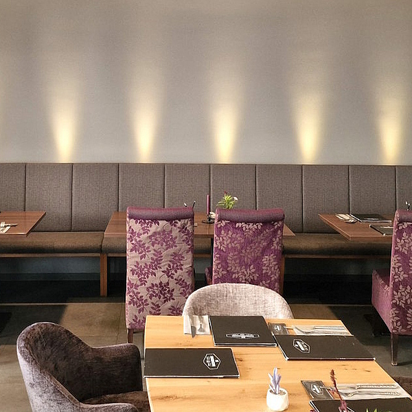 Gastronomieeinrichtung, Hoteleinrichtung, Restauranteinrichtung, Bankbau, Hofmann Kreuzwertheim
