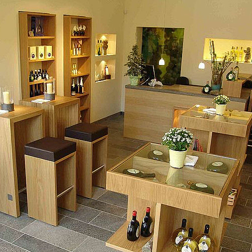 Weinregal, Vinothek, Ladenbau, Weinregal nach Maß