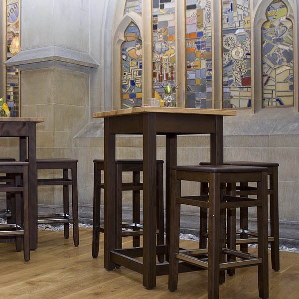 Barhocker Holz, Thekenhocker Holz, Barhocker für die Gastronomie, Thekenhocker mit Polstersitz
