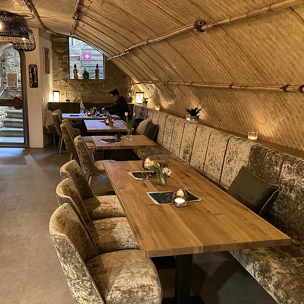 Gastronomieeinrichtung, Hoteleinrichtung, Restauranteinrichtung, Ladeneinrichtung Hofmann Kreuzwertheim