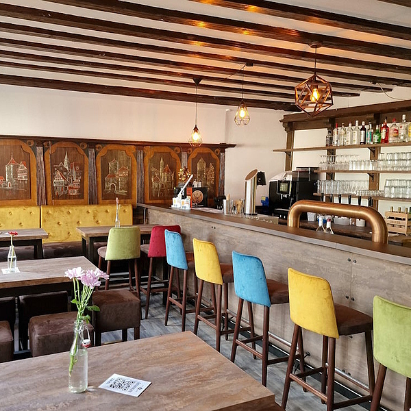 Zur Ilge Schwäbisch Hall, Gastronomieeinrichtung, Café, Bar, Restaurant, Barhocker, Polsterbank, Outdoormöbel