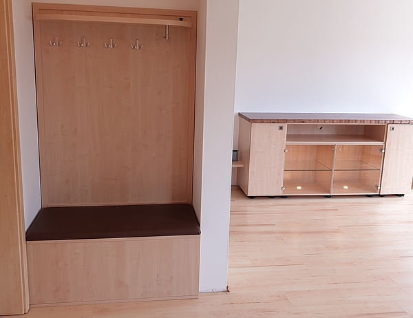 Sideboard, Home Office, Möbelbau nach Maß, Sideboard beleuchtet, Garderobe