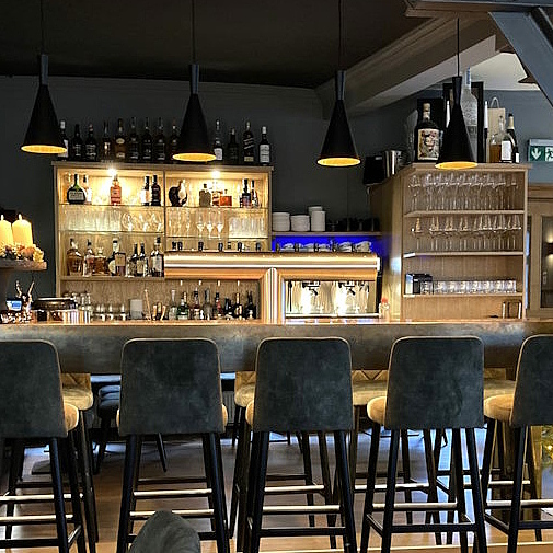 Gastro Glässerschrank, Gastro Rückschrank, Gläserregal, Gläserschrank beleuchtet